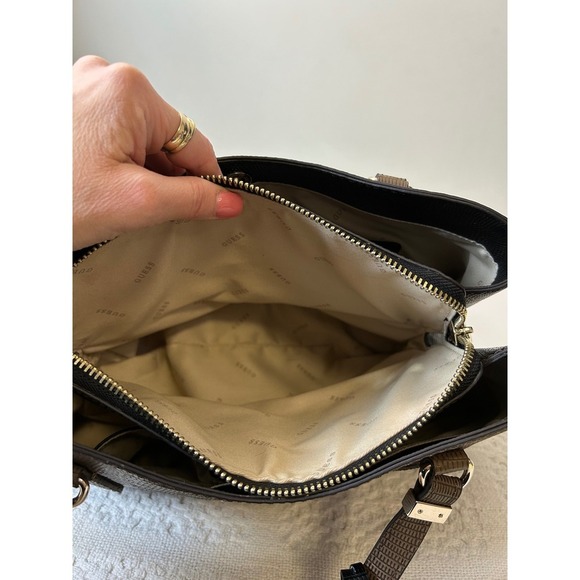 GUESS‎ Satchel Purse Brown Lizard Embossed Faux Leather Top Handle Bag - Picture 9 of 16